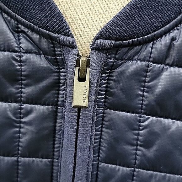 Athleta Grandview Primaloft shell jacket Lightweight Puffer Navy Blue Women's S - Picture 5 of 11